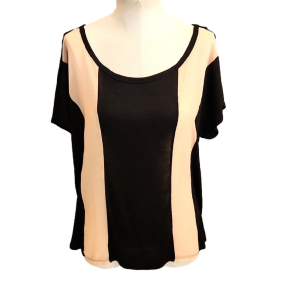 Nwt Juniors Forever 21 black top with sheer light peach/tan panels size Medium. - Picture 1 of 12